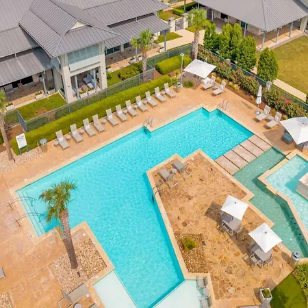 Green Apartments By Barsala